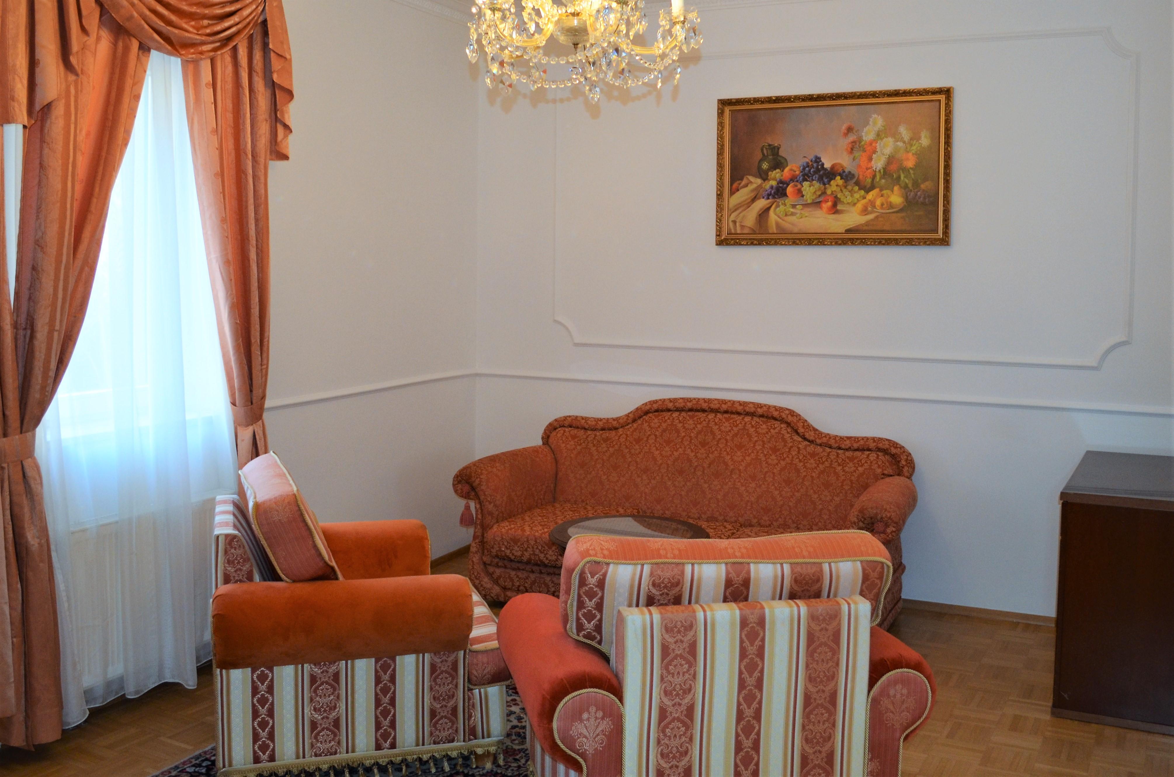 Hotel Renesance Krasna Kralovna Κάρλοβι Βάρι Εξωτερικό φωτογραφία